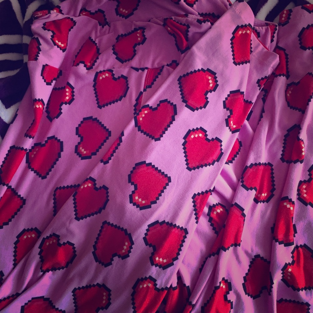 😍8-Bit Videogame Heart LLR T&C Leggings 😍