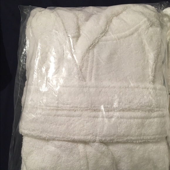 Girls Bath Robe - Picture 2 of 2