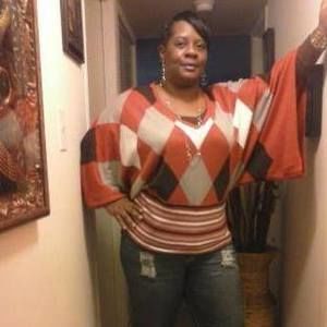 Meet your Posher, Yvette