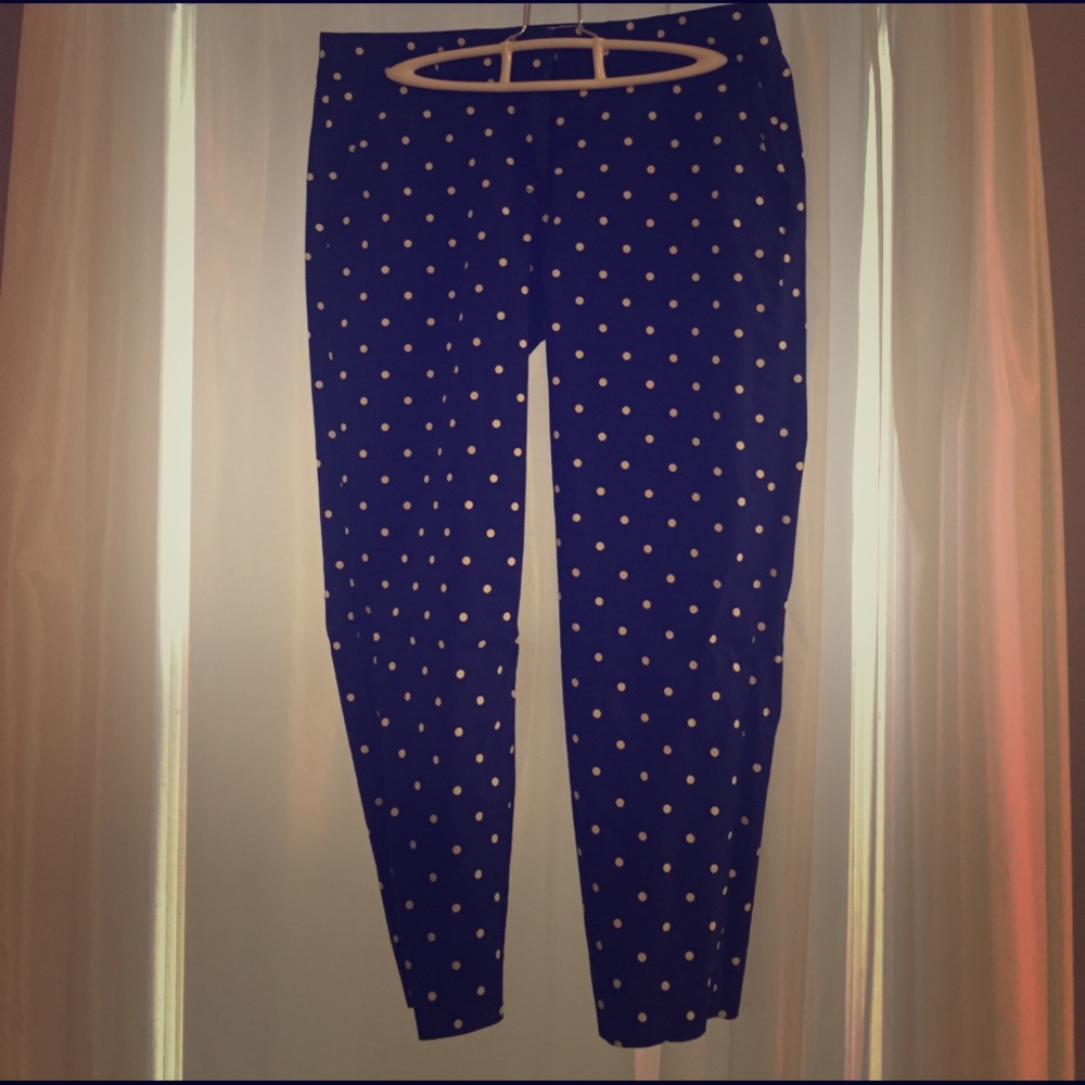J Crew blue/white polka dot straight crop size 6
