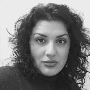 Meet your Posher, Luciana