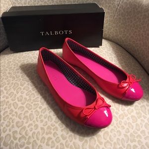Talbots JALAIK Flat in "Tomato" 8M. Lightly used.