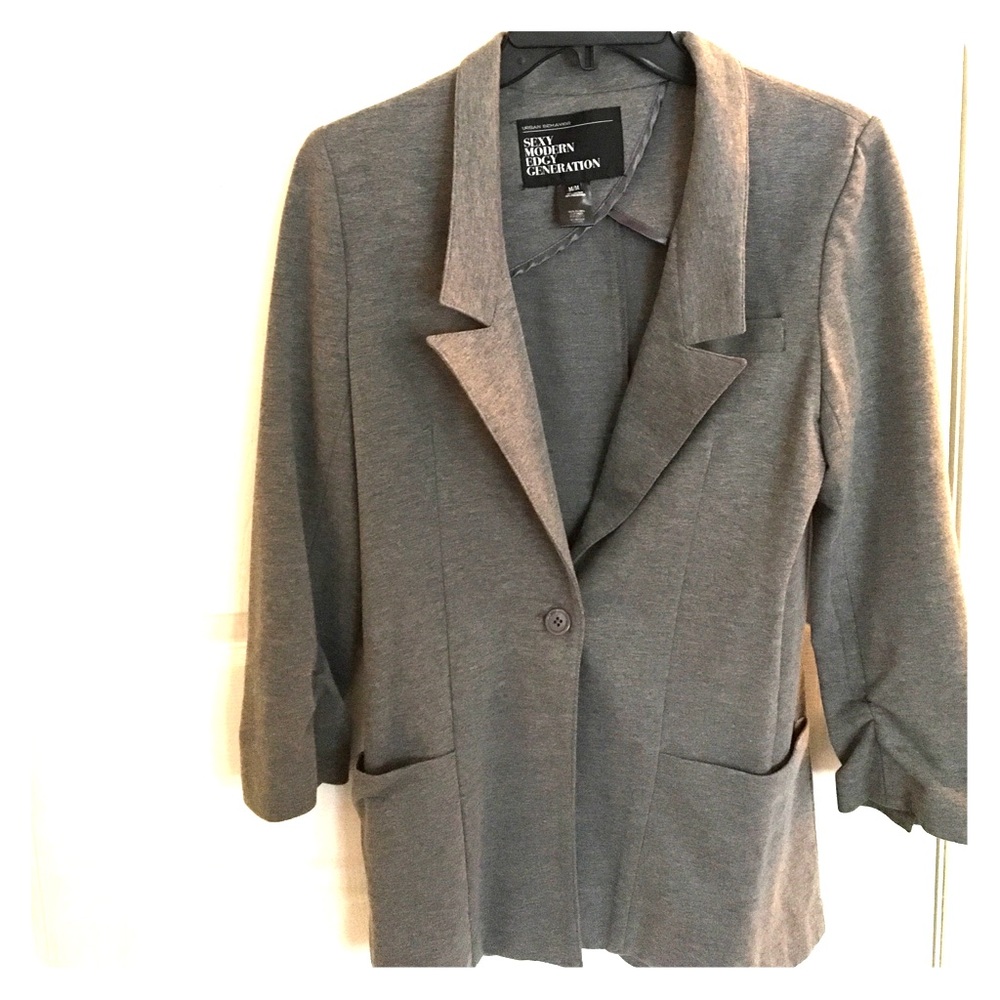 Blazer - Picture 3 of 3