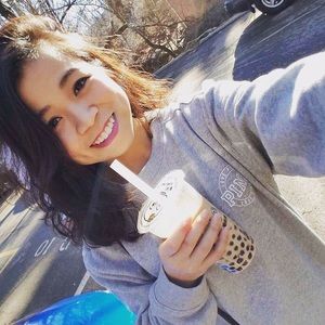 Meet your Posher, Linh