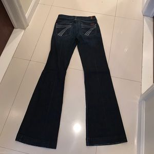 Seven jeans