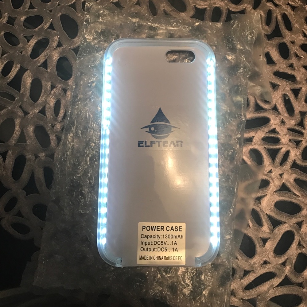Lumiè inspired case with charger