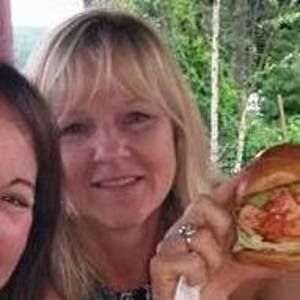 Meet your Posher, Lynn