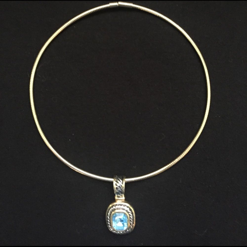 Choker Necklace with Pendant