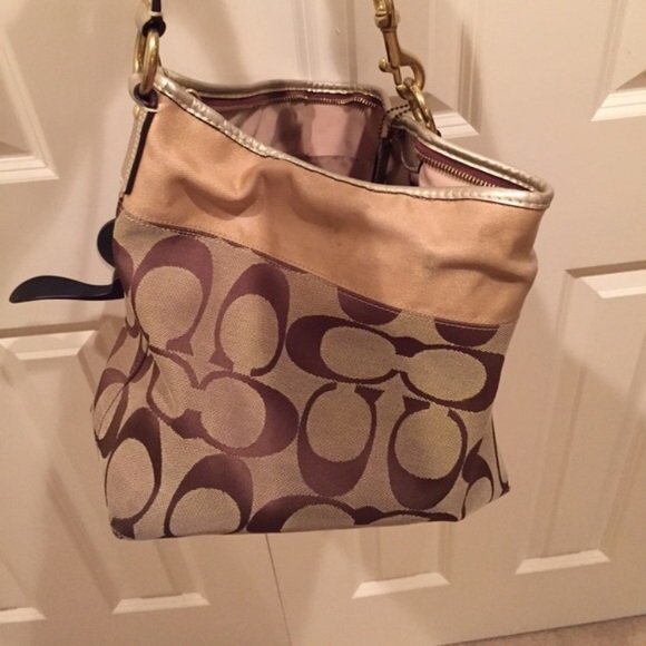 Large Coach Bag - Picture 2 of 2