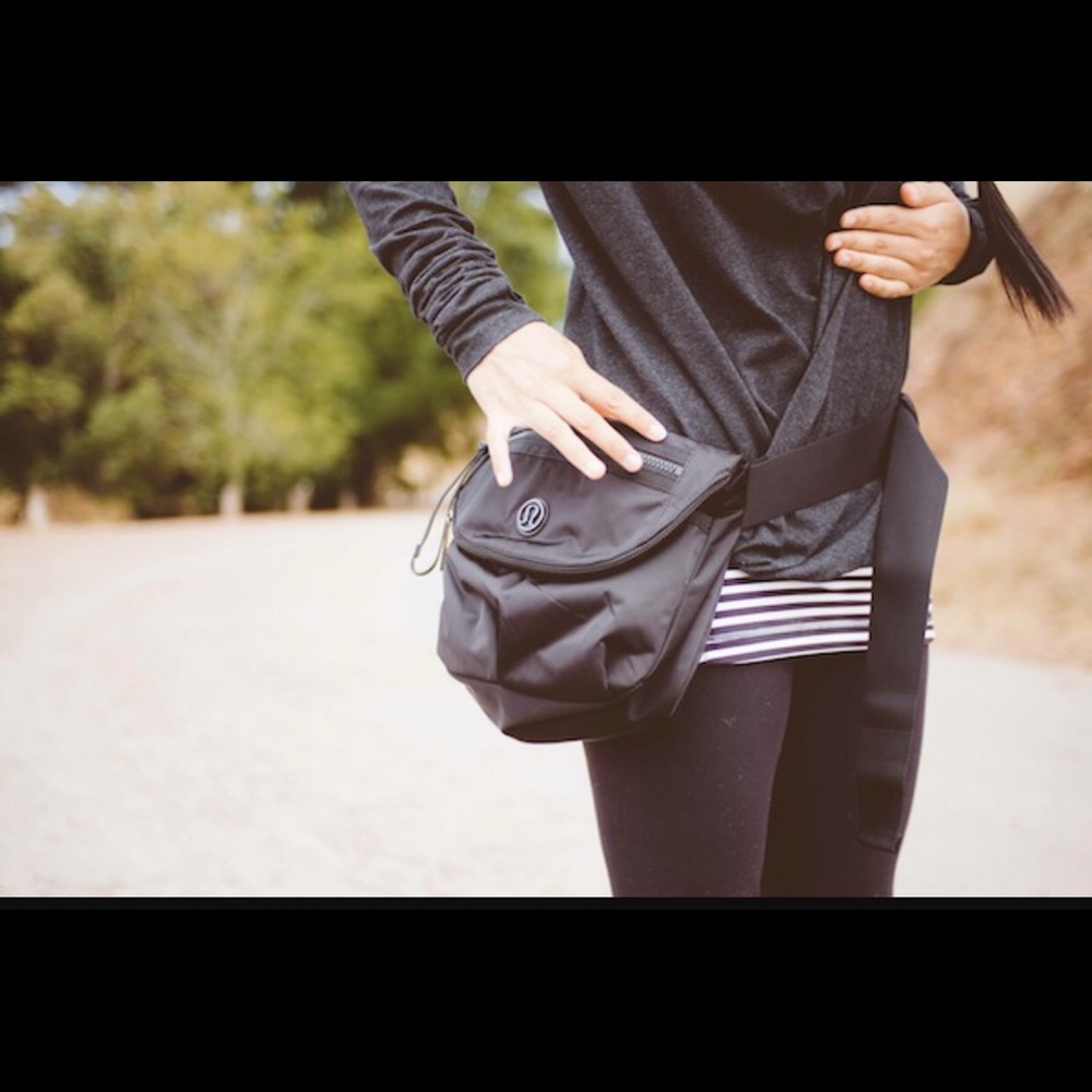 Black lululemon festival bag