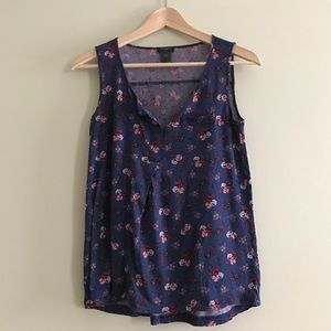 Women's Size XS Floral Tank