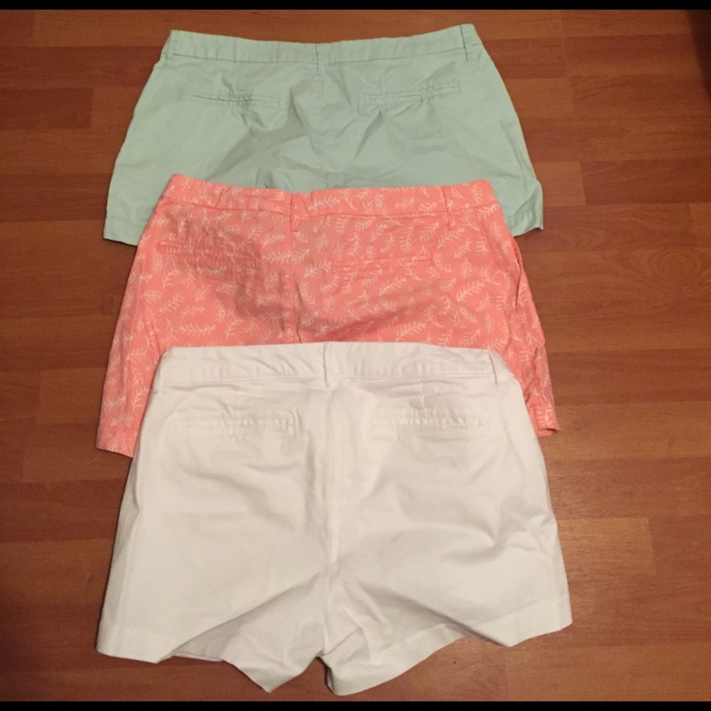 SOLD in bundle🌻 - Picture 2 of 4