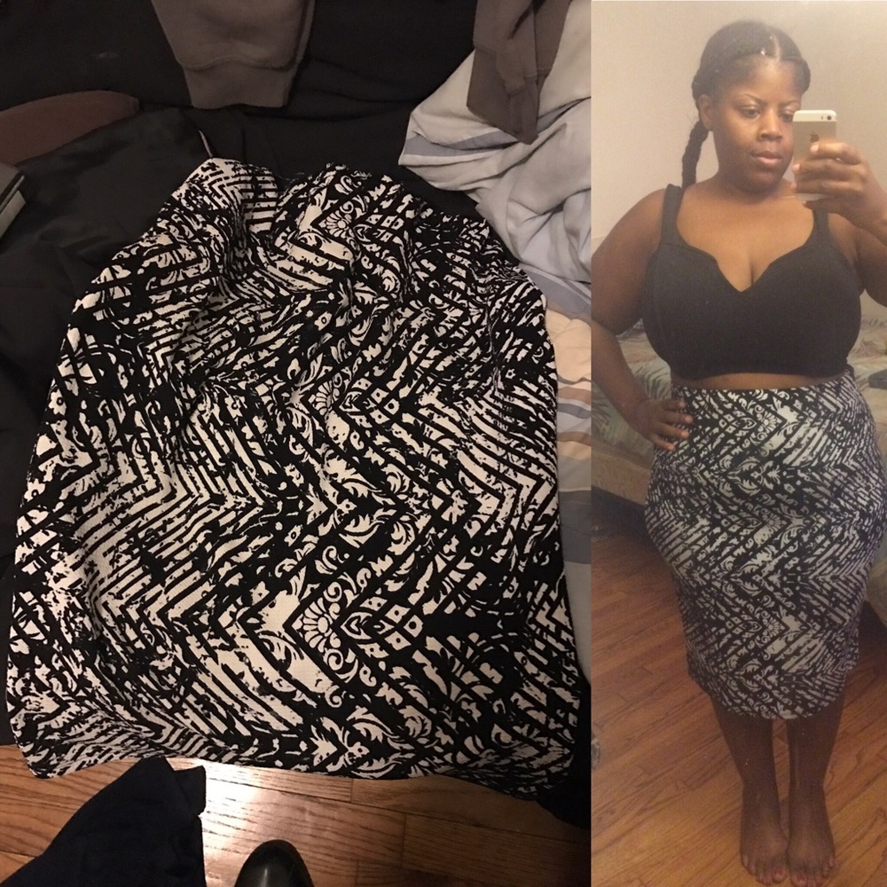 Black/white high waist skirt