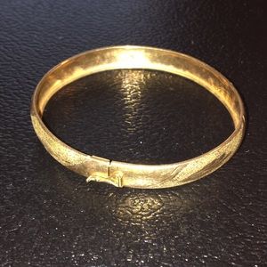 Gold bracelet