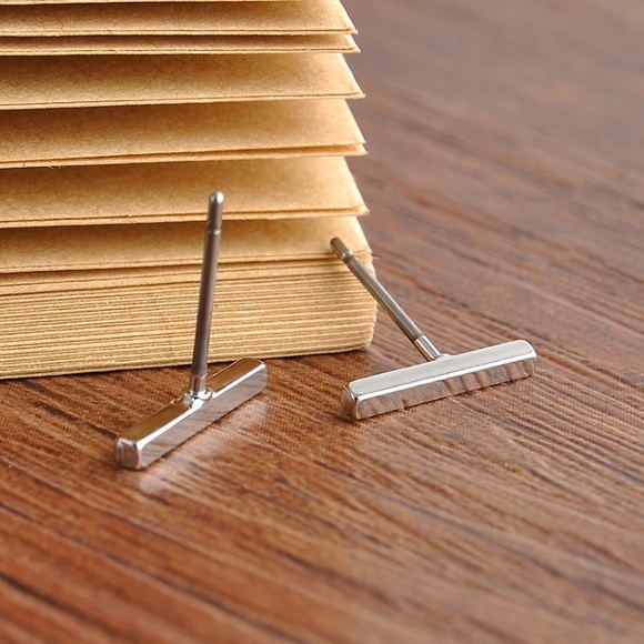 • Piper • 2 Pair Minimalist Bar Earrings - Picture 2 of 3