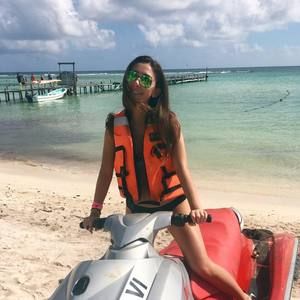 Meet your Posher, Janet