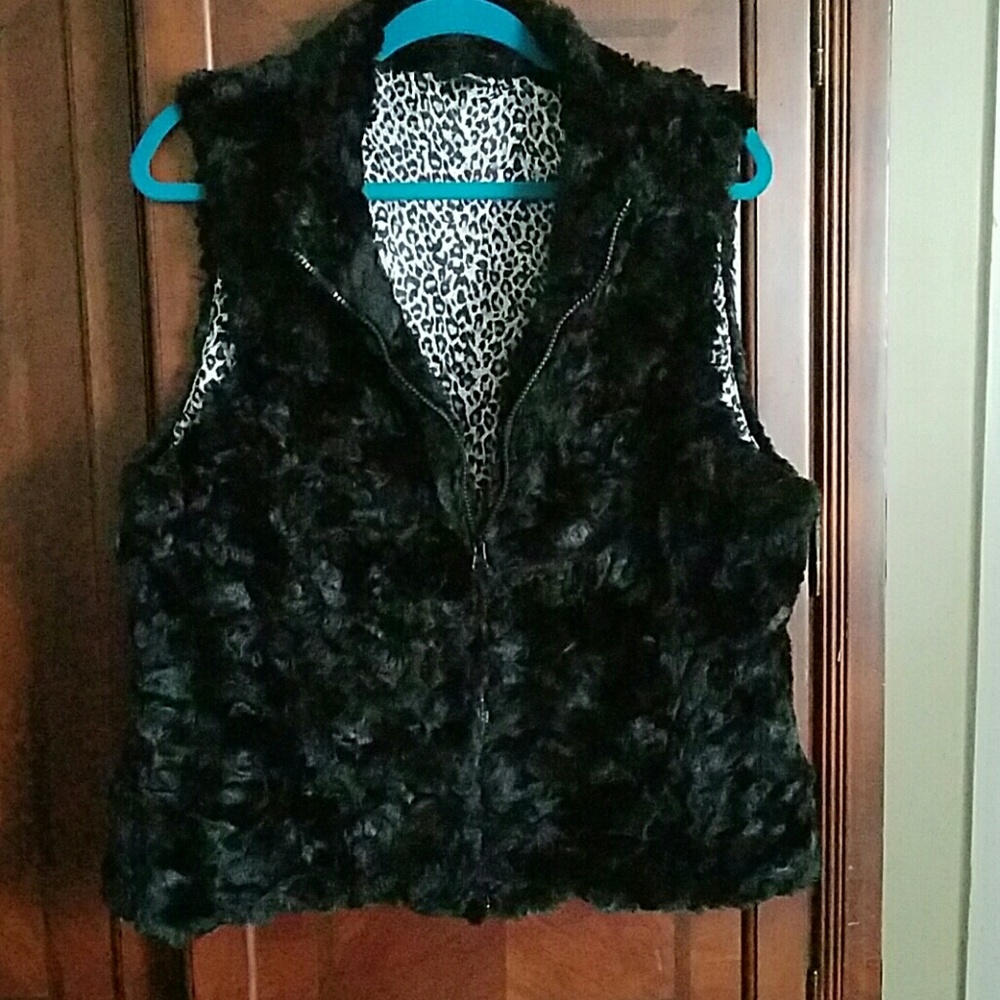 Crush fur, fo fur back vest