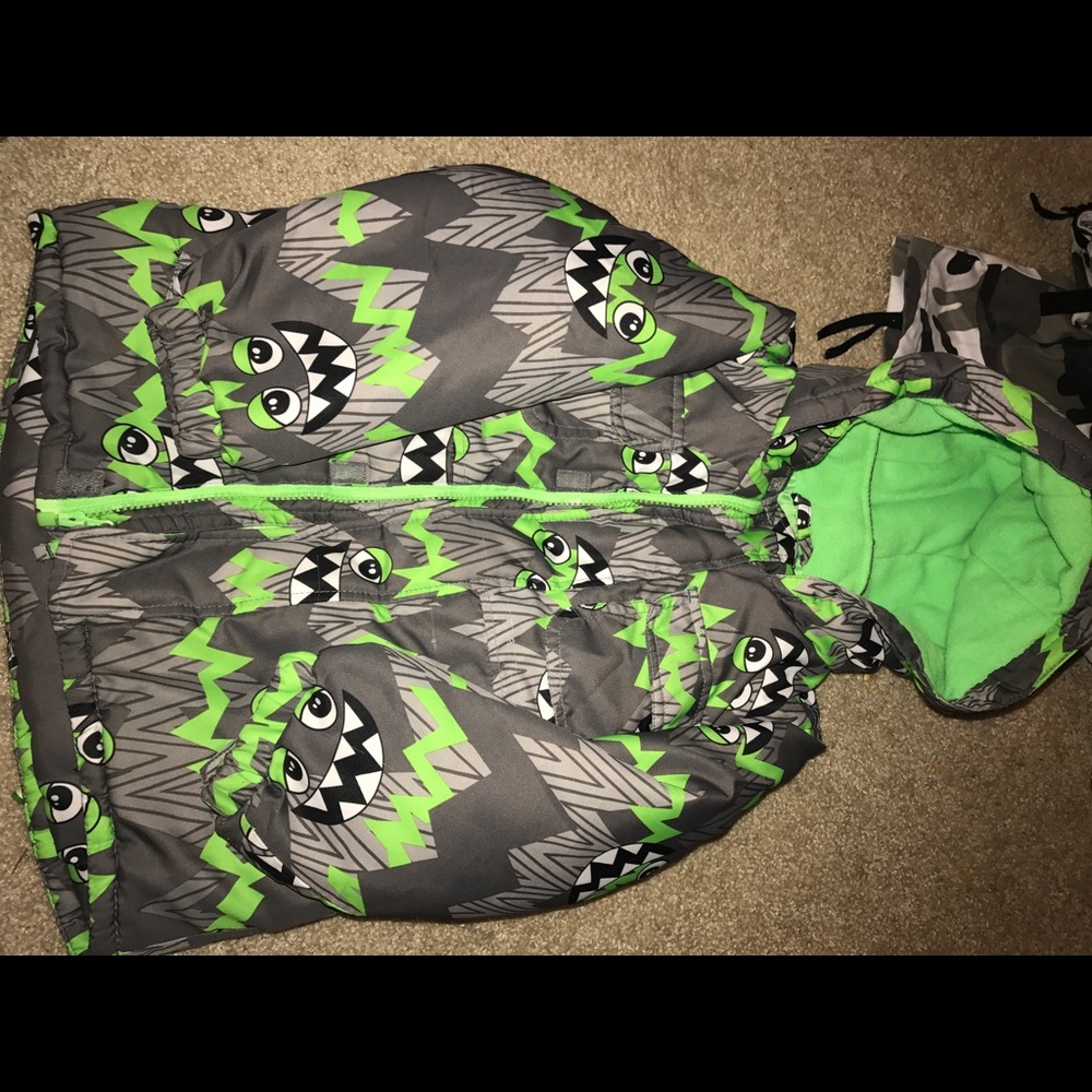 Kids 5t coat