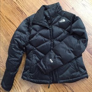 🎉PRICE DROP🎉North Face puffy jacket