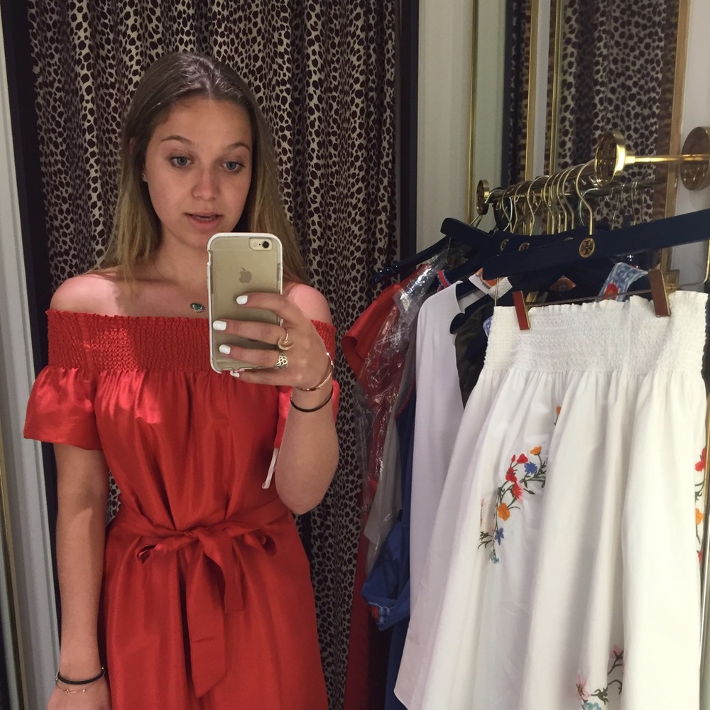 Meet your Posher, Brooke