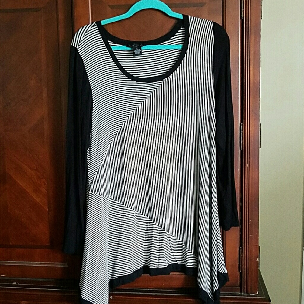 Handkerchief style top