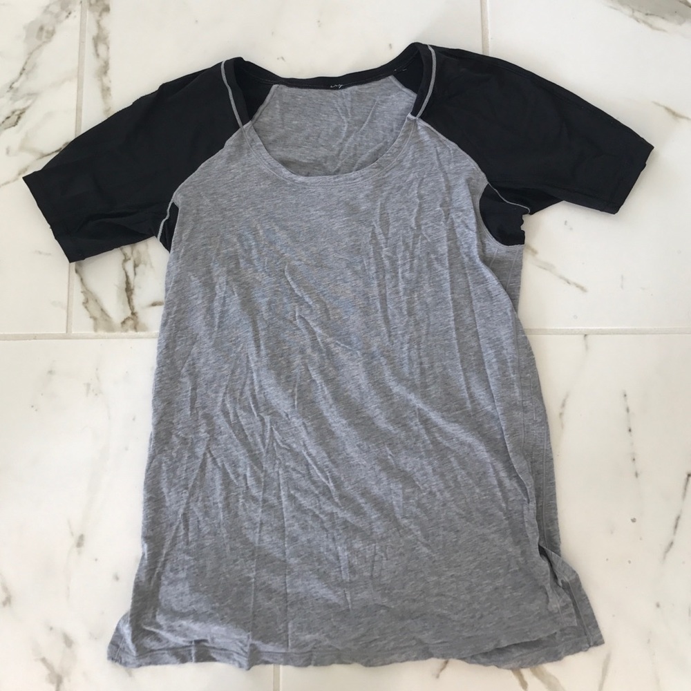 Lululemon Spincity Tee