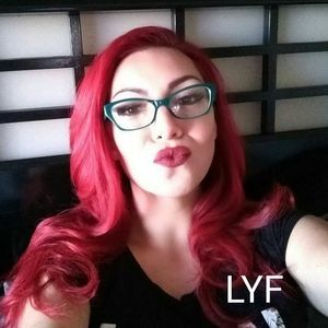 Meet your Posher, Elisabeth