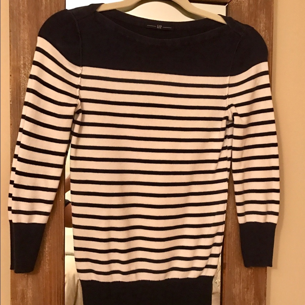 Gap Navy and White Striped Sweater