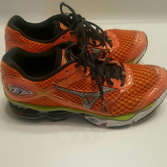 Mizuno Shoes - MIZUNO Wave Running Shoes
