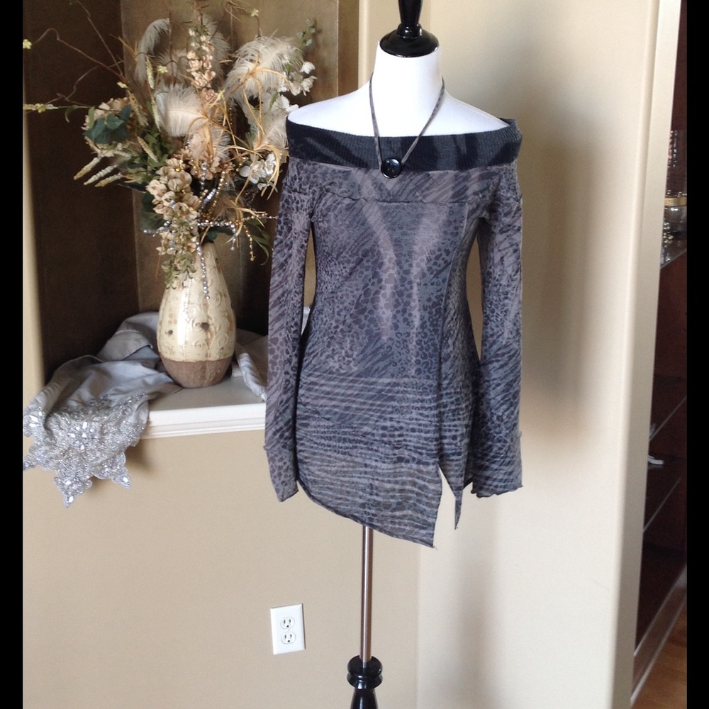 Black spotted off the shoulder top