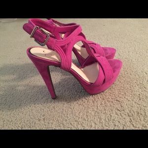 Jessica Simpson Fuchsia Heels