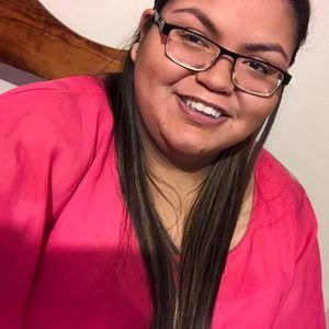 Meet your Posher, Alejandra