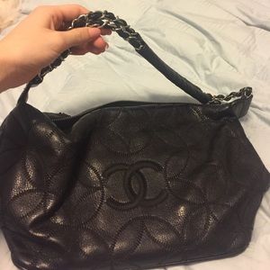 Fake Chanel shoulder bag