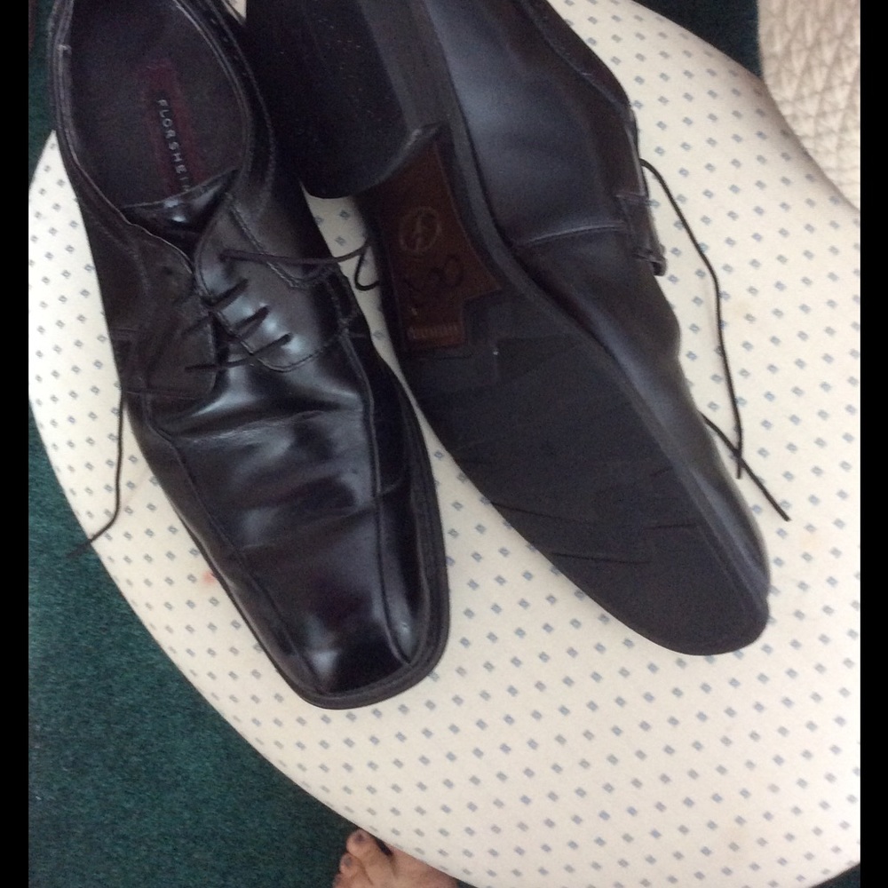 Florsheim dress shoes