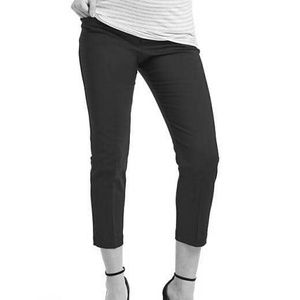 GAP full panel maternity cropped black capris
