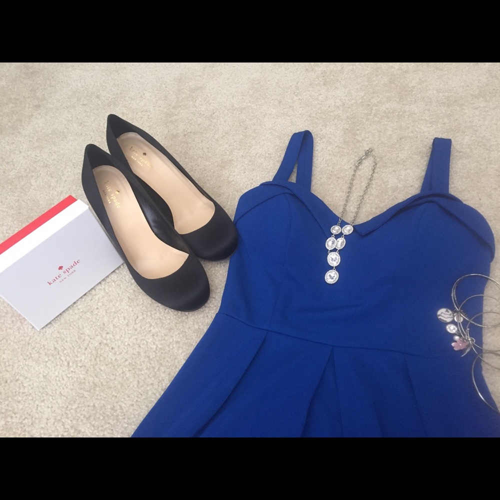 Charlotte Russe blue dress, sweatheart neckline