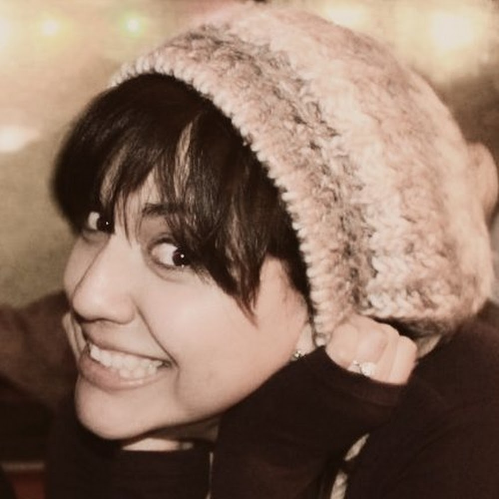 Meet your Posher, Mónica