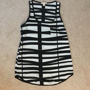 SALE! Size Sm • Forever 21 • Black/Crm Stripe Tank