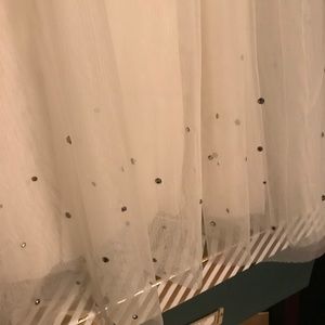 Anthropologie Skirts - BNWT Anthropologie Sunday Jumps White Tulle Skirt Anthropologie Skirts - BNWT Anthropologie Sunday Jumps White Tulle Skirt