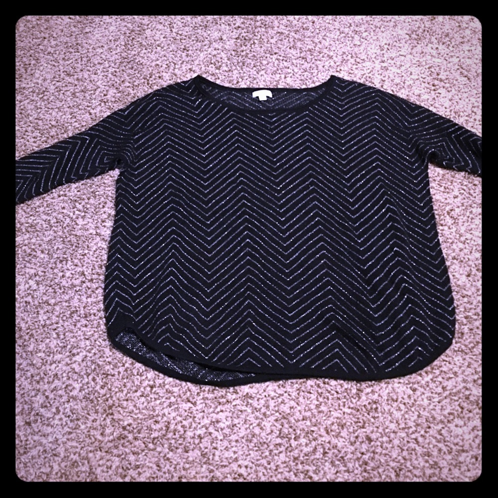 Charming Charlie 3/4 sleeve black/silver sweater