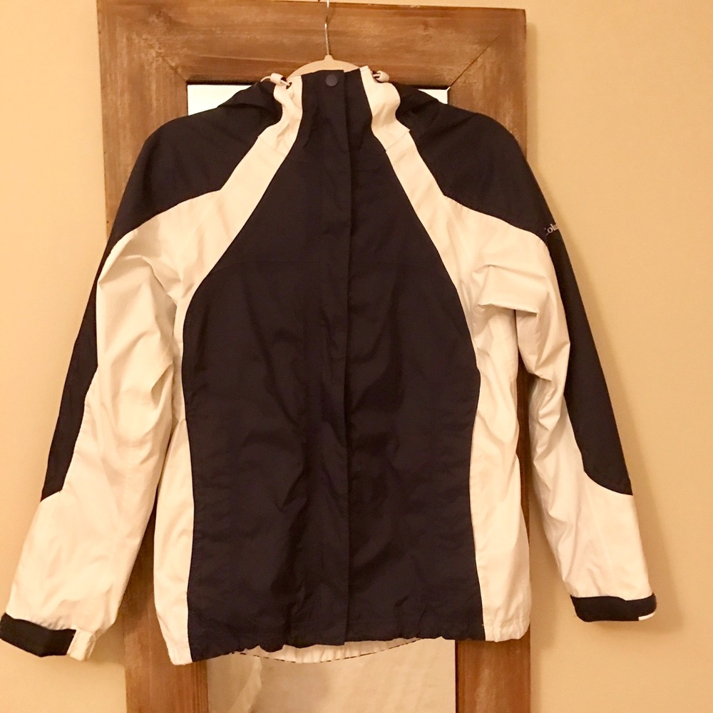 Women's Columbia Rain Jacket size small
