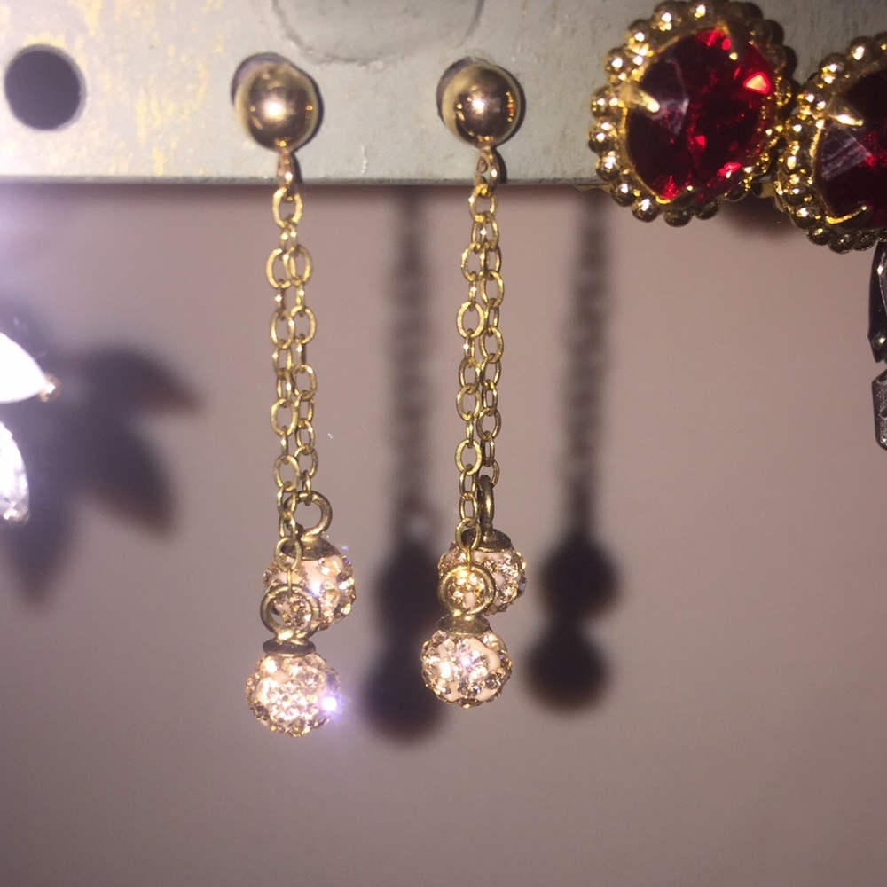 Drop down pink crystal ball earrings!!