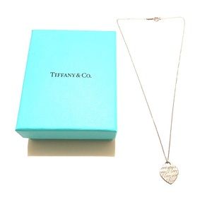 Tiffany's "I Love You" necklace