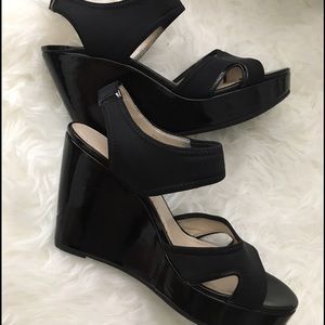 Adrienne Vittadini Black Wedges