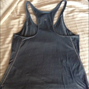 Lululemon singlet