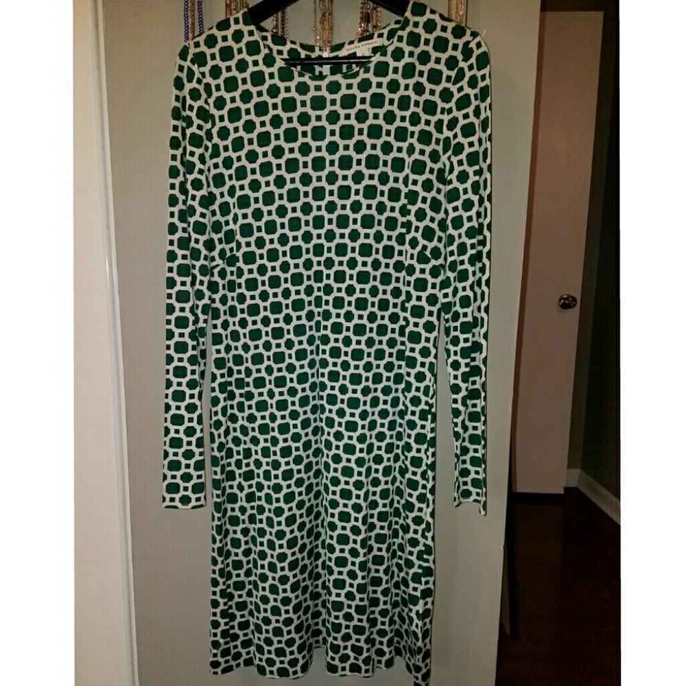 Banana Republic long sleeved dress