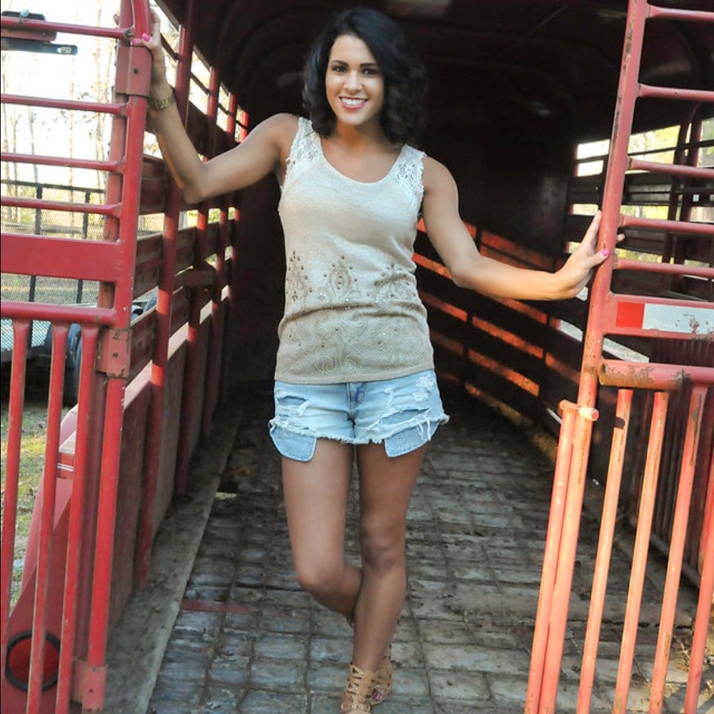 Miss Me Ivory Tan Gold Beaded Tank w Lace Straps🗝