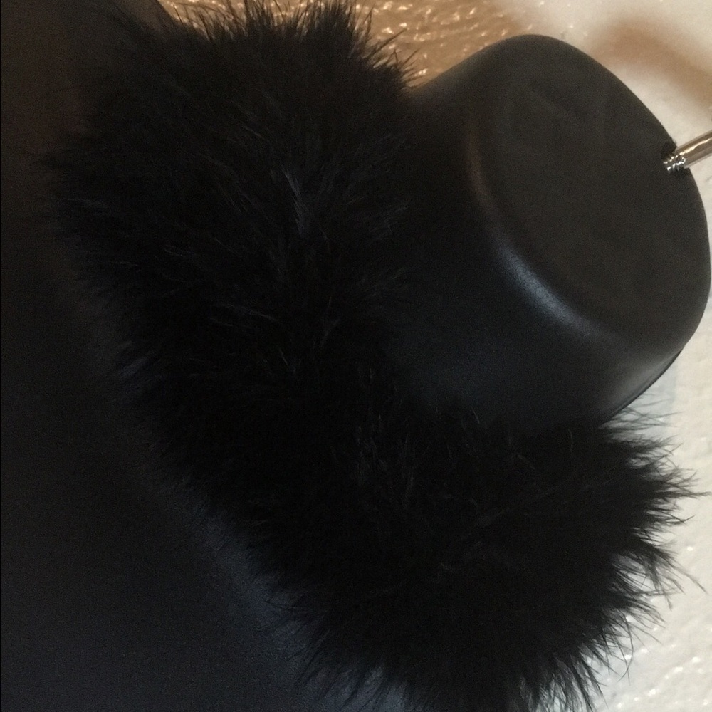 Black Boa choker