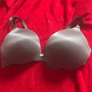 VICTORIA'S SECRET Lined Demi - 38D