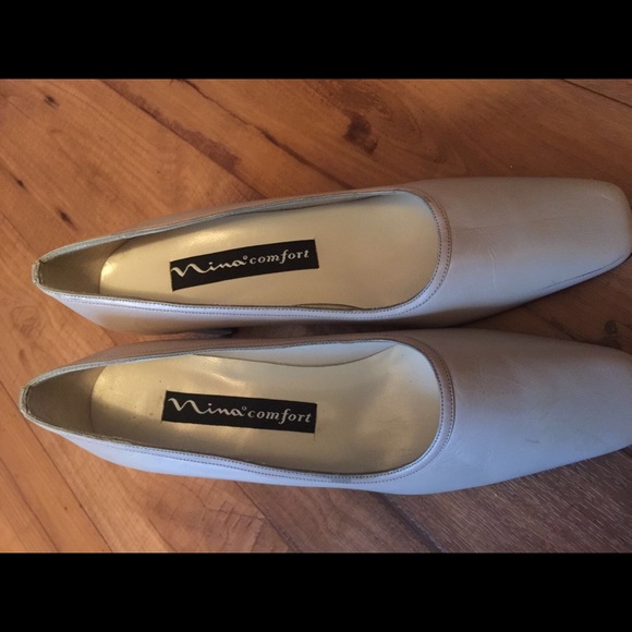 Authentic Nina heels - Picture 3 of 5